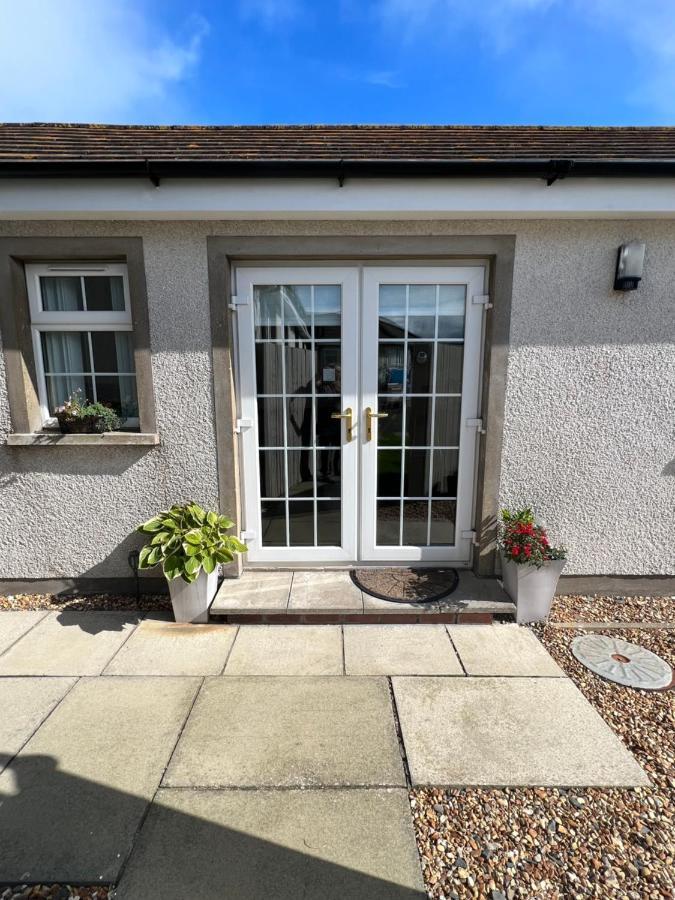 Smythe Cottage Kirkistown Exterior photo